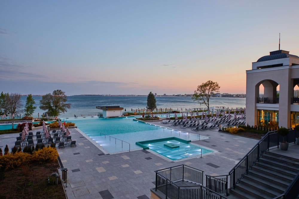 Secrets Sunny Beach Resort & Spa- All Inclusive - Adults Only - Hyatt Inclusive Collection — Swimming pool in Sunny Beach, Burgas Region