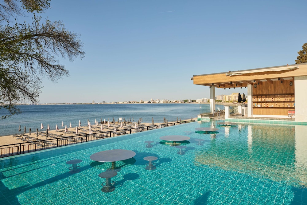 Secrets Sunny Beach Resort & Spa- All Inclusive - Adults Only - Hyatt Inclusive Collection — Swimming pool in Sunny Beach, Burgas Region