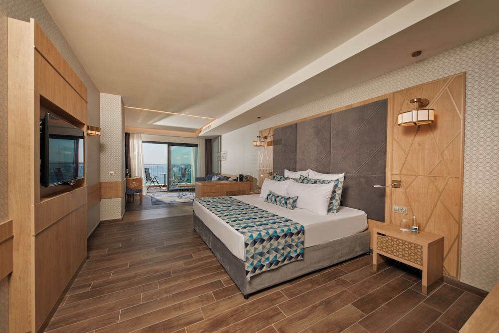 Secrets Sunny Beach Resort & Spa- All Inclusive - Adults Only - Hyatt Inclusive Collection — Hotel rooms in Sunny Beach, Burgas Region