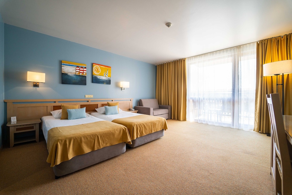 HVD Club Hotel Miramar - Ultra All Inclusive — Hotel rooms in Obzor, Burgas Region