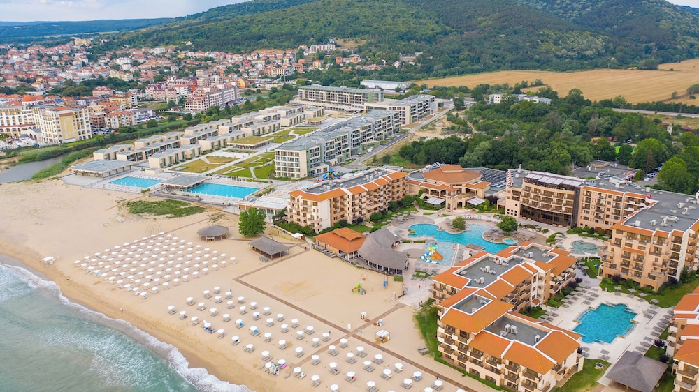 HVD Club Hotel Miramar - Ultra All Inclusive — Beach in Obzor, Burgas Region