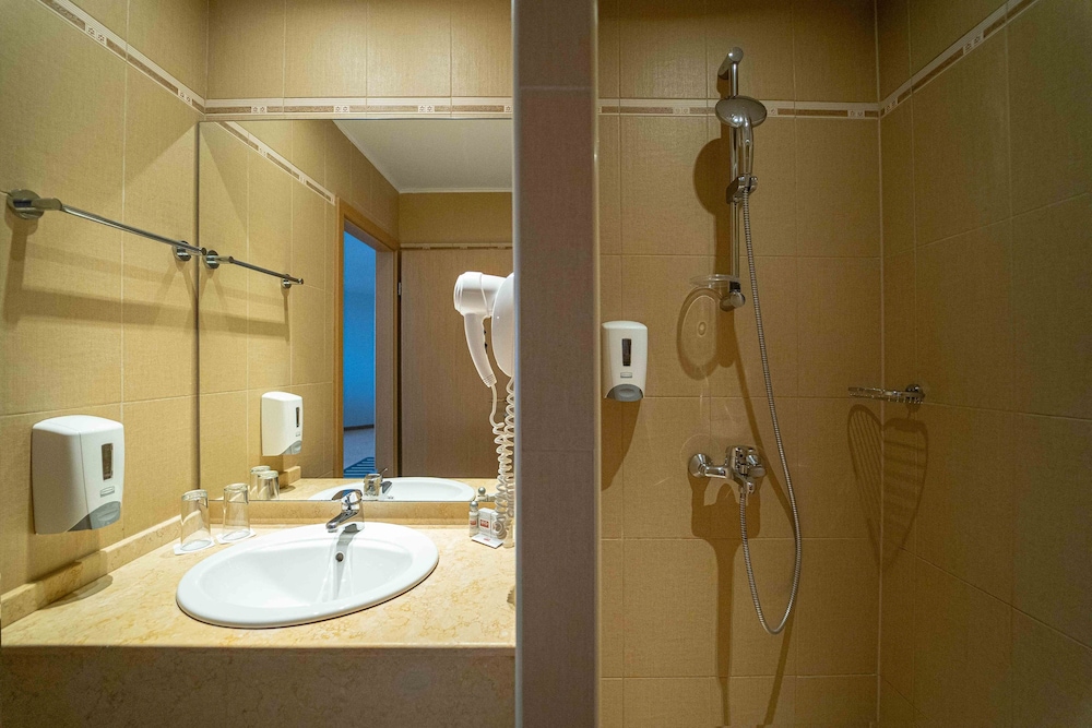 HVD Club Hotel Miramar - Ultra All Inclusive — Hotel rooms in Obzor, Burgas Region