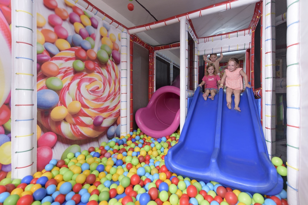 Club Paradiso Hotel — Attractions for children in Alanya