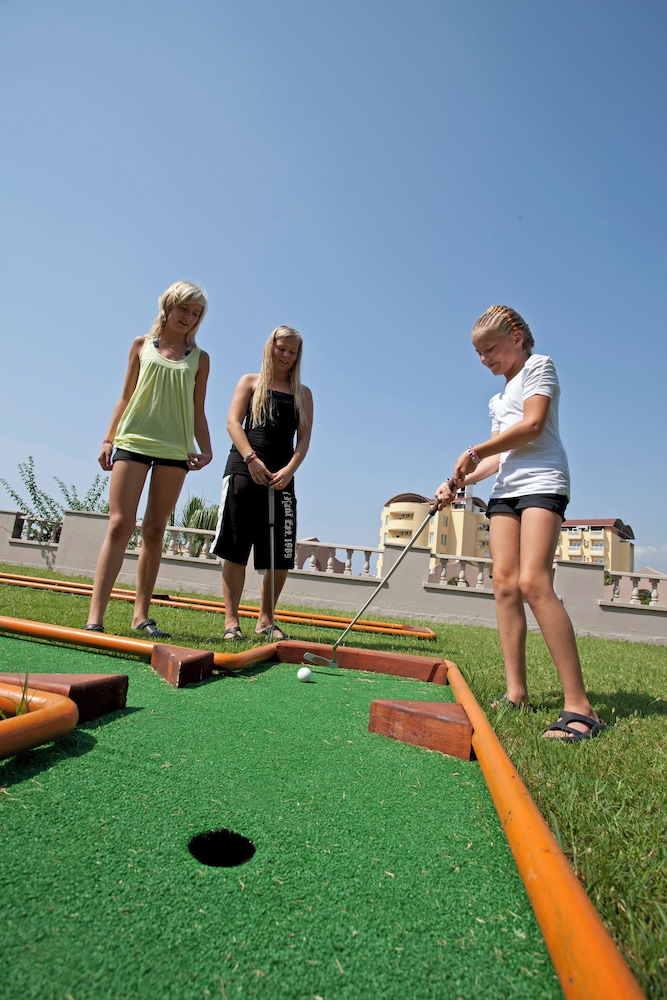 Club Paradiso Hotel — Sports & recreation in Alanya