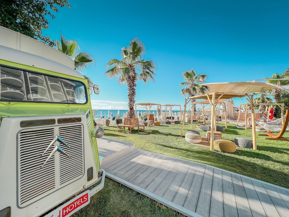 Sentido Hotel Marea - All Inclusive — Beach in Golden Sands, Varna Region