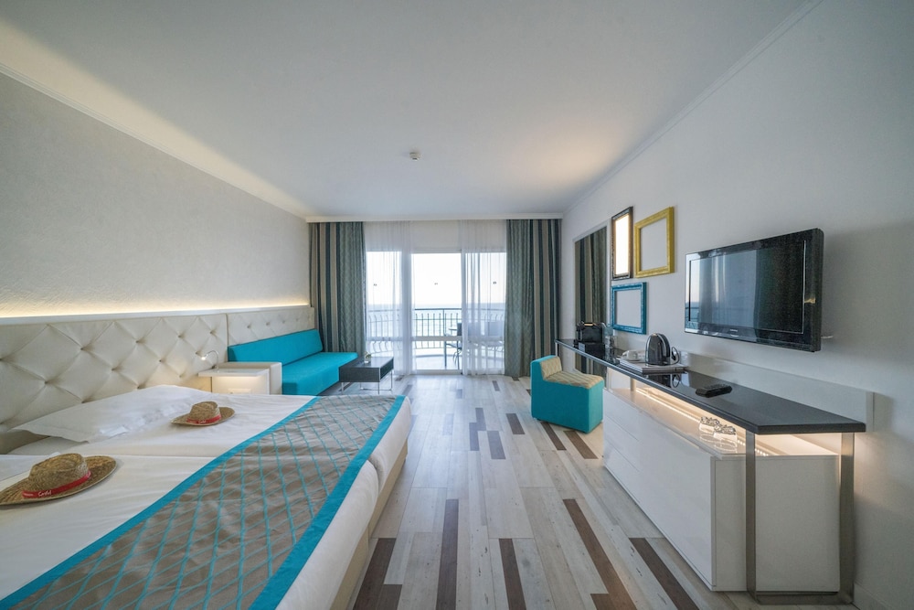 Sentido Hotel Marea - All Inclusive — Hotel rooms in Golden Sands, Varna Region