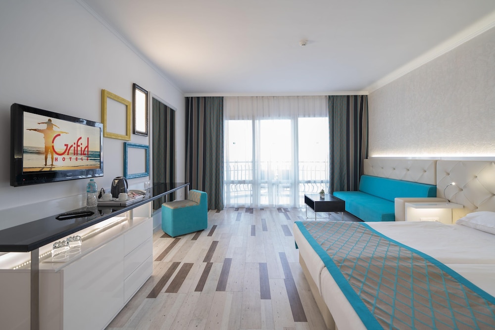 Sentido Hotel Marea - All Inclusive — Hotel rooms in Golden Sands, Varna Region