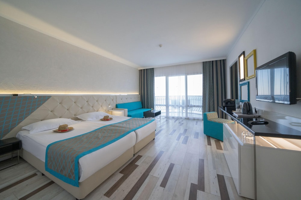 Sentido Hotel Marea - All Inclusive — Hotel rooms in Golden Sands, Varna Region