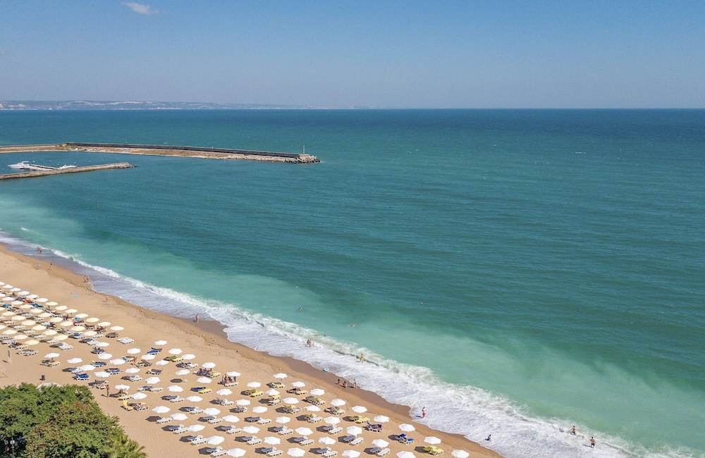 Sentido Hotel Marea - All Inclusive — Beach in Golden Sands, Varna Region