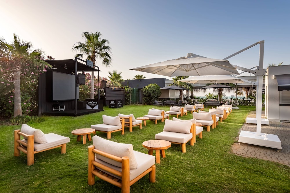 White City Resort Hotel — Restaurant & bars in Alanya