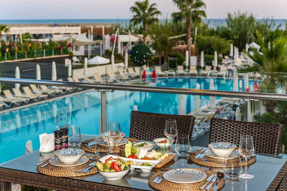 White City Resort Hotel — Restaurant & bars in Alanya