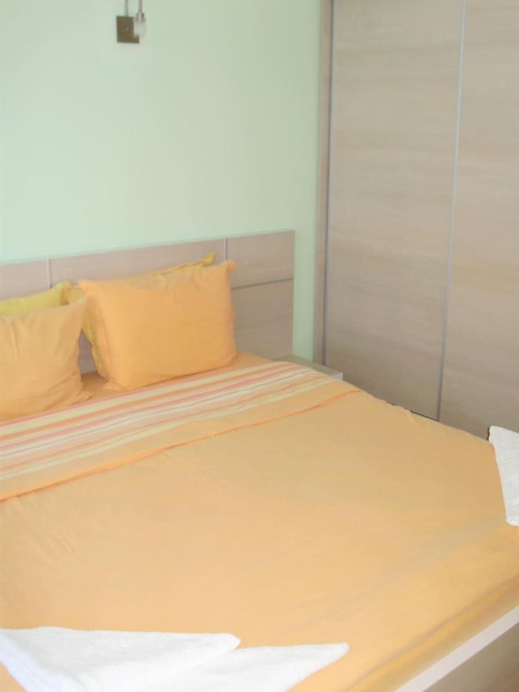 Aparthotel Marina Holiday Club & Spa — Hotel rooms in Pomorie, Burgas Region