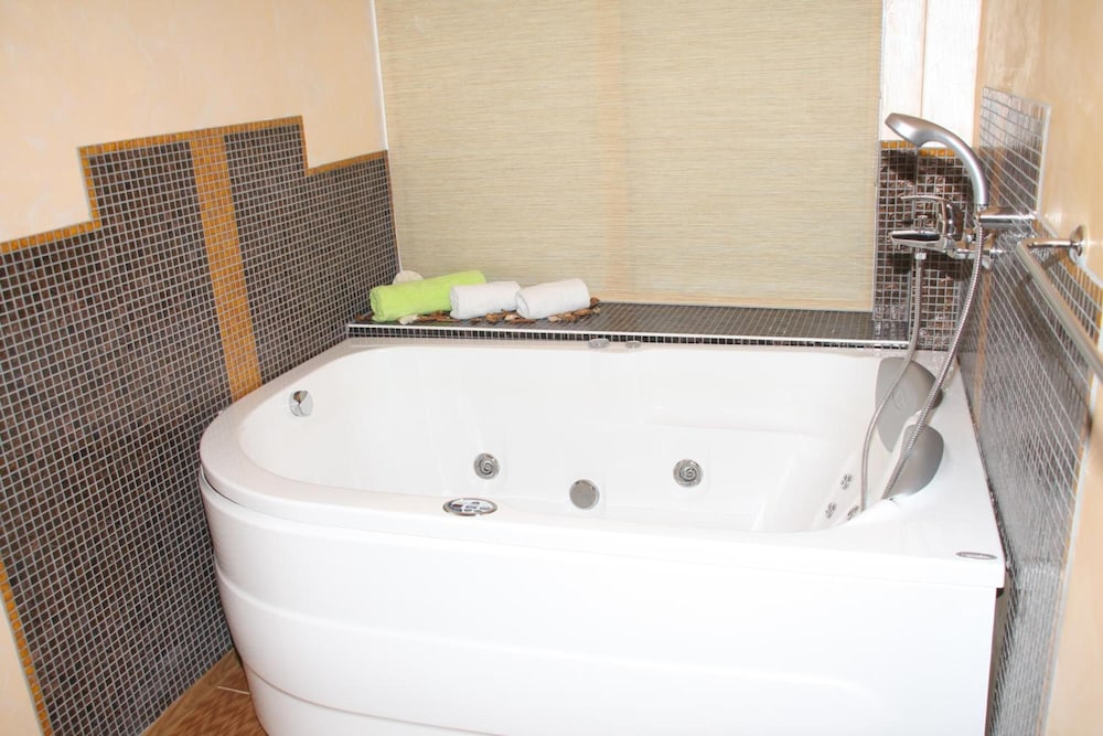 Aparthotel Marina Holiday Club & Spa — Spa in Pomorie, Burgas Region