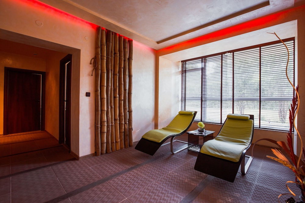 Aparthotel Marina Holiday Club & Spa — Spa in Pomorie, Burgas Region