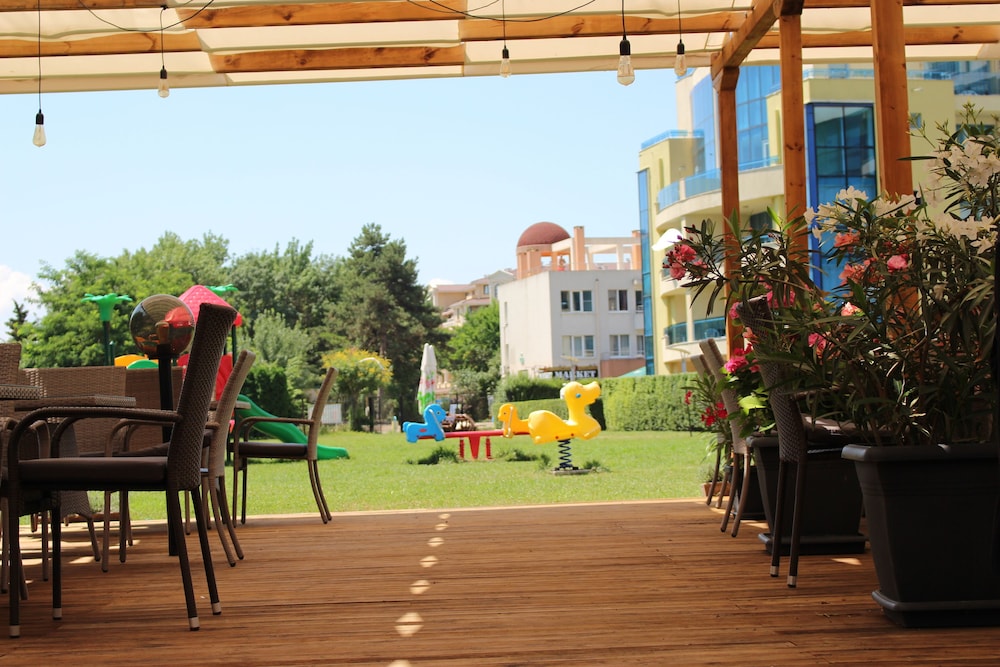 Aparthotel Marina Holiday Club & Spa — Attractions for children in Pomorie, Burgas Region