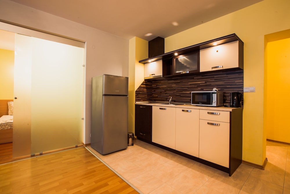 Aparthotel Marina Holiday Club & Spa — Hotel rooms in Pomorie, Burgas Region