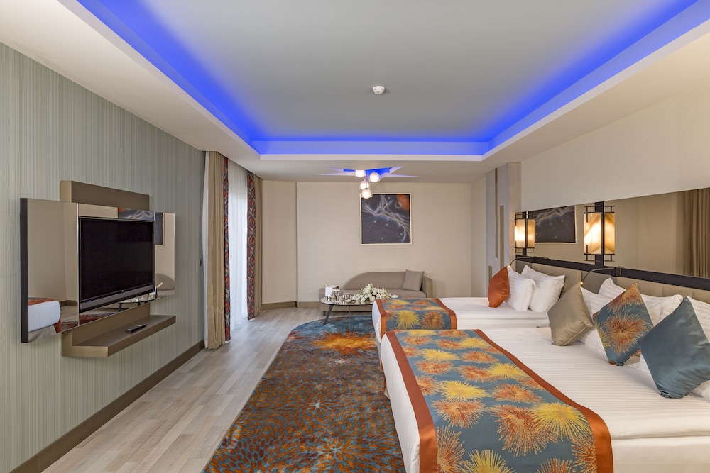 Royal Seginus - All Inclusive — Rooms in Lara