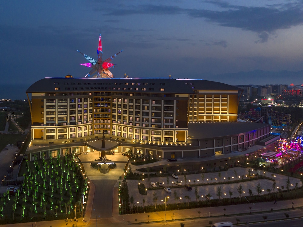 Royal Seginus - All Inclusive — View in Lara