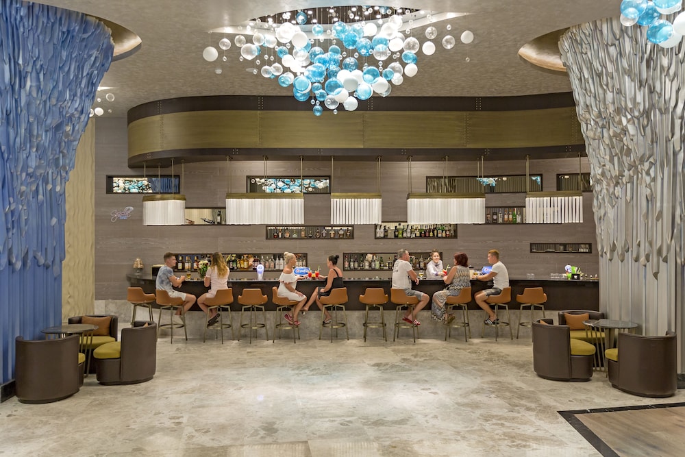Royal Seginus - All Inclusive — Restaurant in Lara