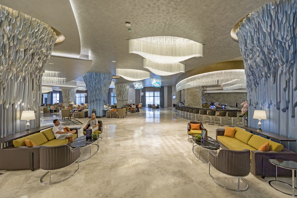 Royal Seginus - All Inclusive — Restaurant in Lara