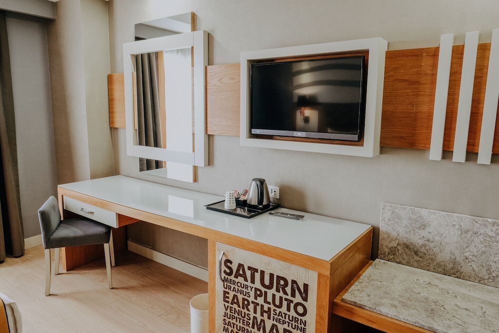 Saturn Palace Resort - All Inclusive — Hotel rooms in Lara