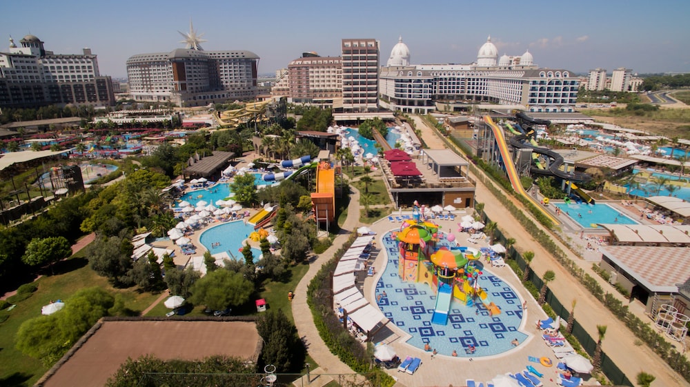 Saturn Palace Resort - All Inclusive — Swimming pool in Lara