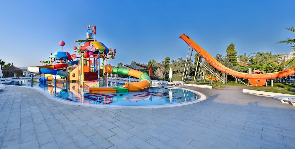 Saturn Palace Resort - All Inclusive — Attractions for children in Lara