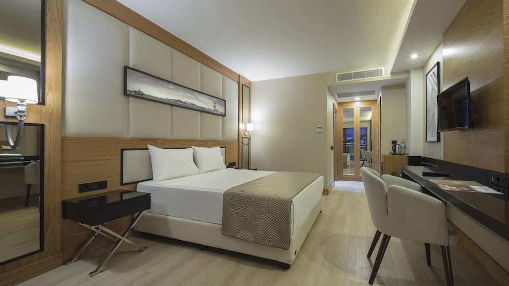 Aydinbey Queen's Palace & Spa - Ultra All Inclusive — Hotel rooms in Belek