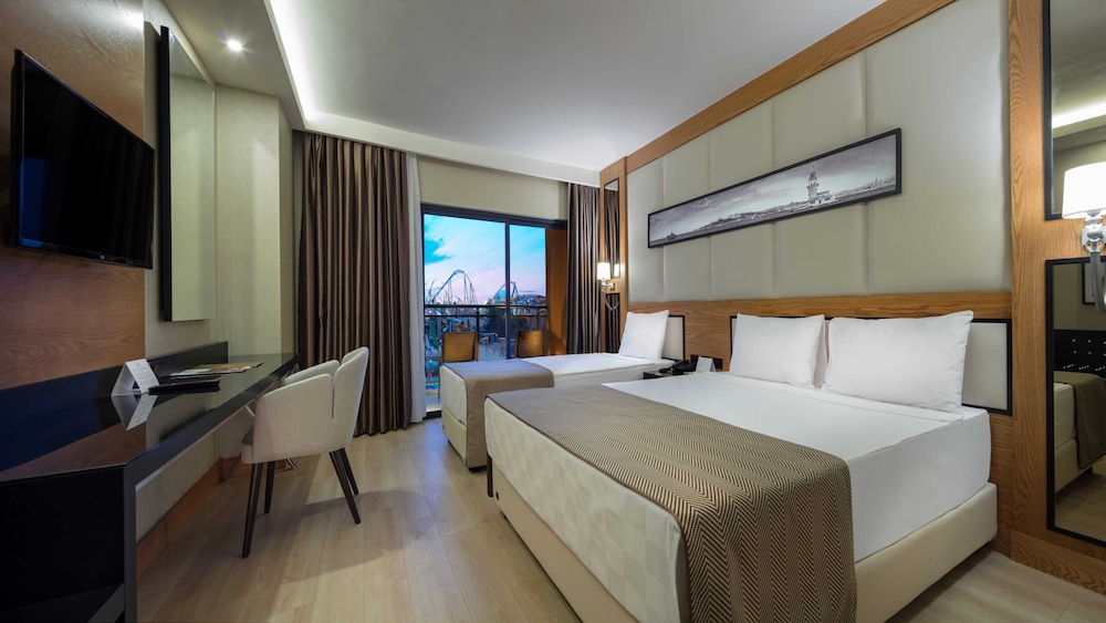 Aydinbey Queen's Palace & Spa - Ultra All Inclusive — Hotel rooms in Belek