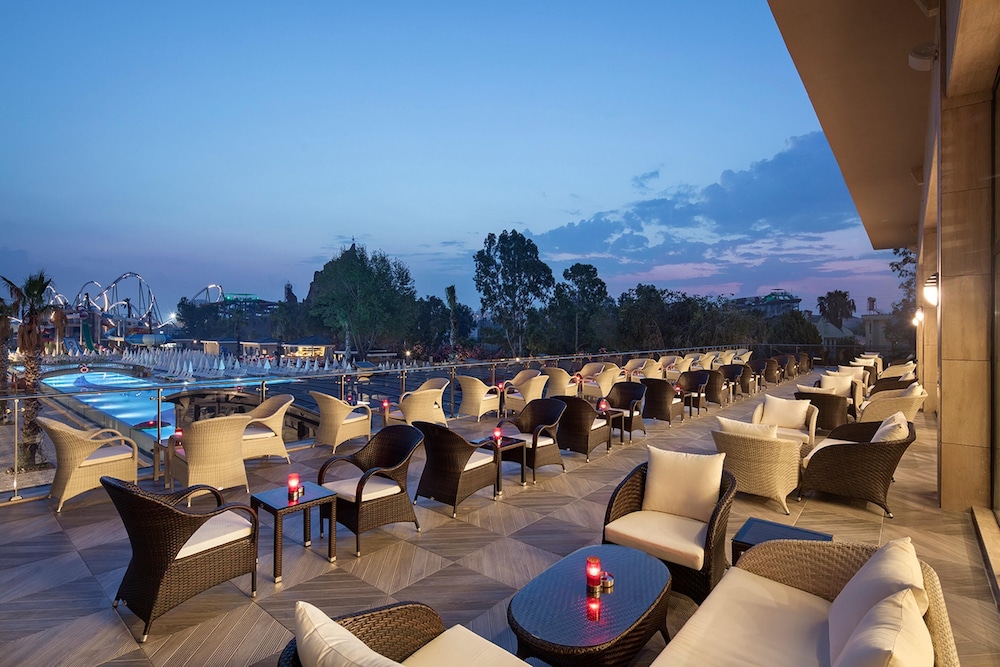 Aydinbey Queen's Palace & Spa - Ultra All Inclusive — Restaurant & bars in Belek