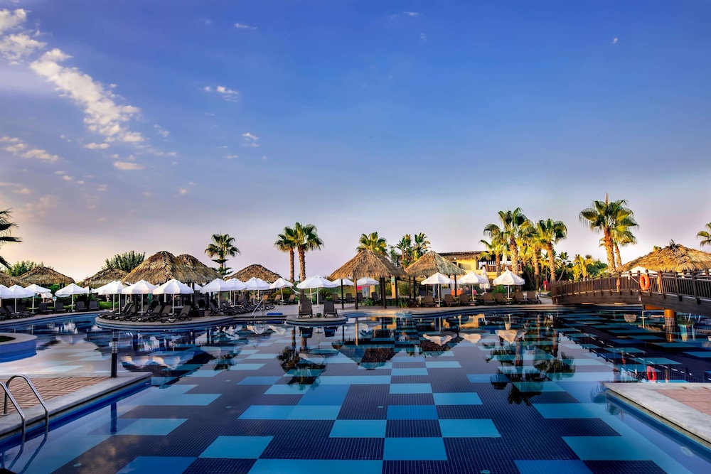 Tui Blue Sherwood Belek - All Inclusive — Swimming pool in Belek