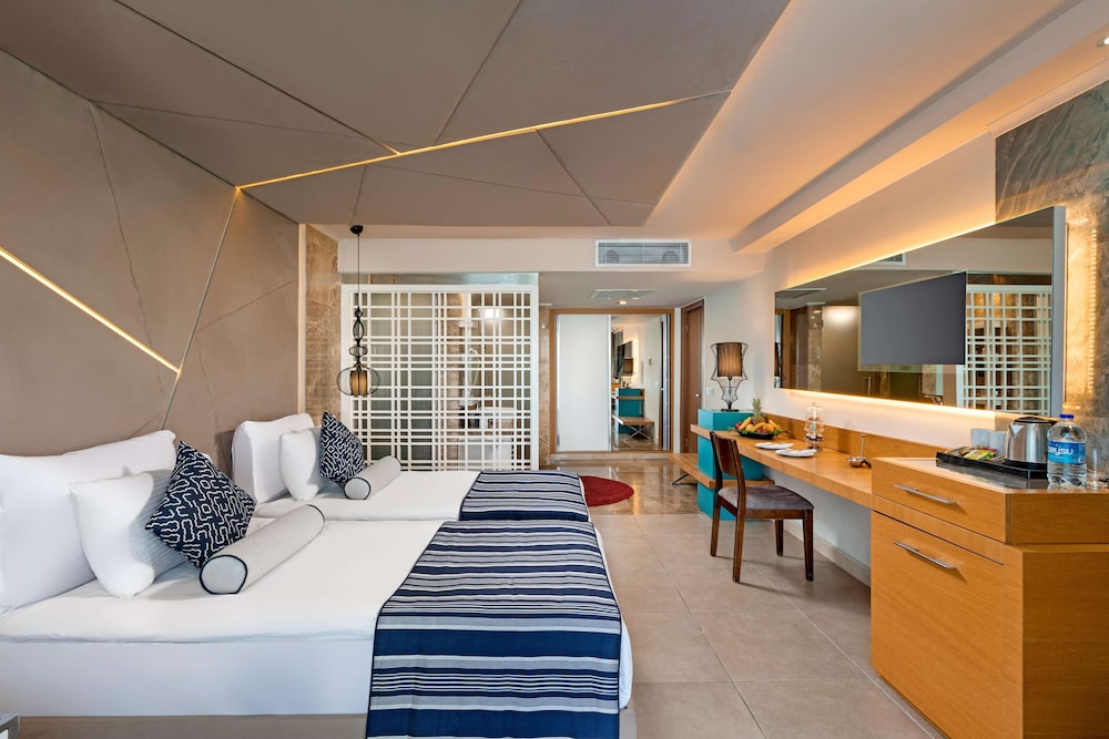 Tui Blue Sherwood Belek - All Inclusive — Hotel rooms in Belek