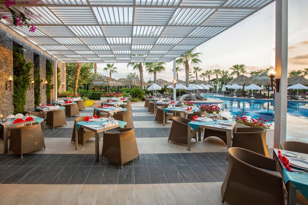 Tui Blue Sherwood Belek - All Inclusive — Restaurant & bars in Belek