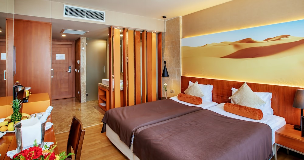 Tui Blue Sherwood Belek - All Inclusive — Hotel rooms in Belek
