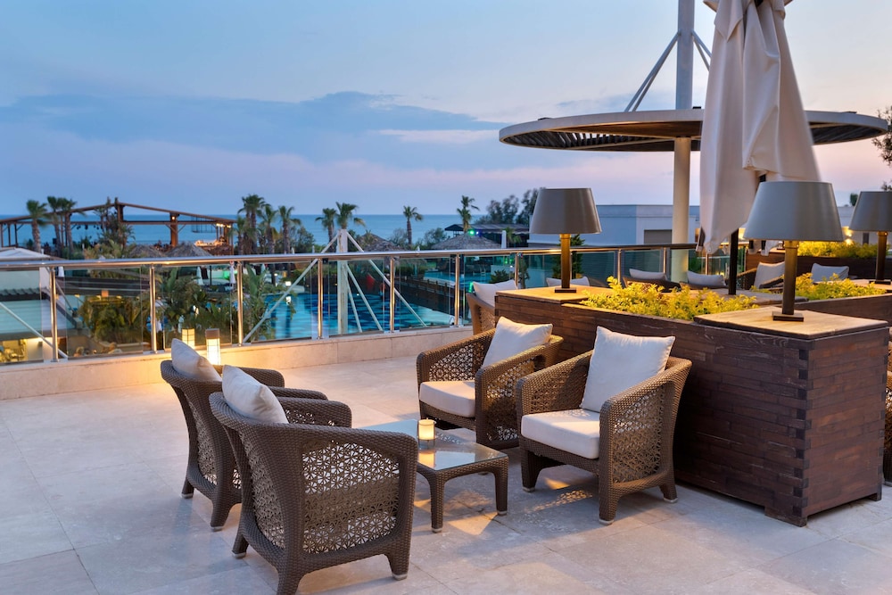 Tui Blue Sherwood Belek - All Inclusive — Restaurant & bars in Belek