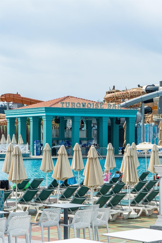 Granada Luxury Belek — Pool in Belek