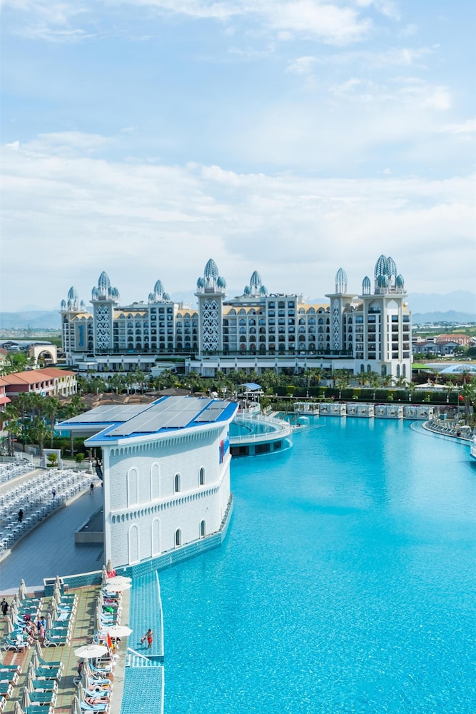 Granada Luxury Belek — Pool in Belek