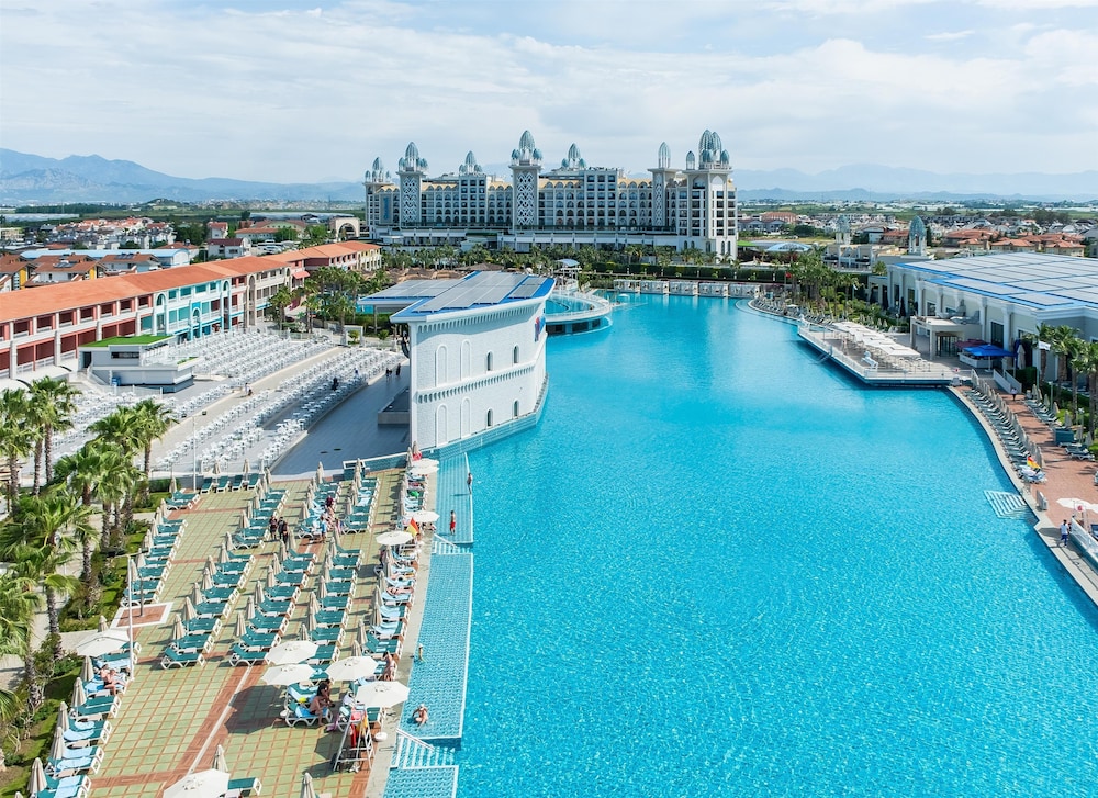 Granada Luxury Belek — Pool in Belek