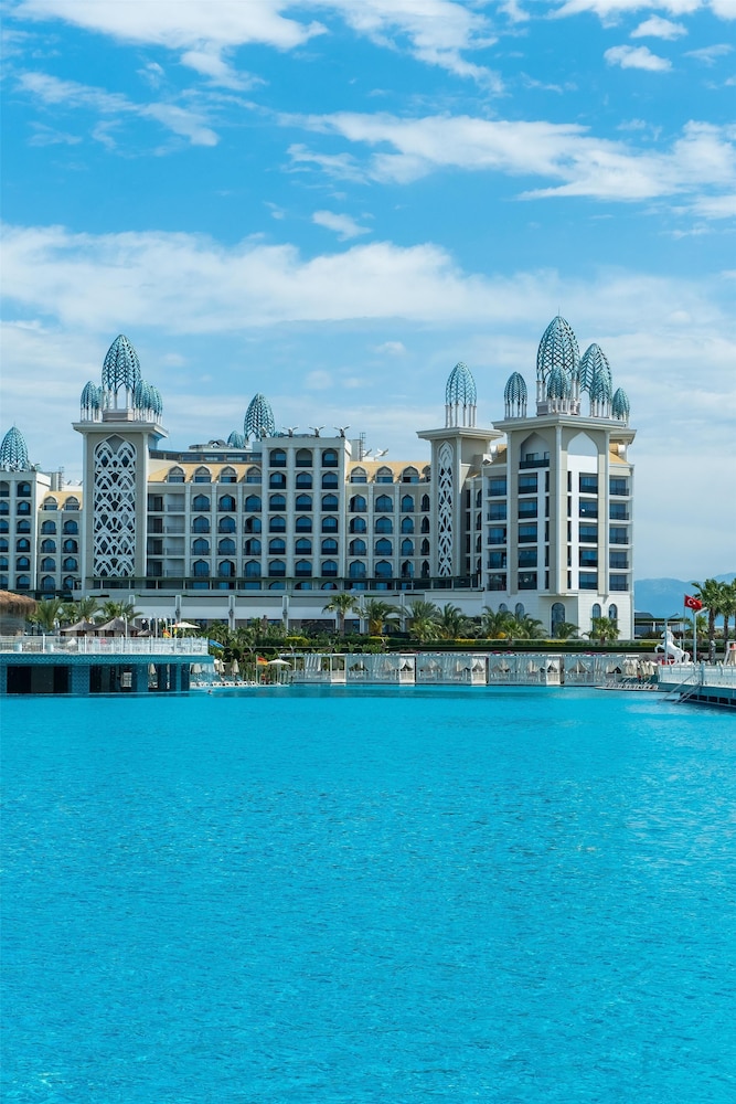 Granada Luxury Belek — Pool in Belek