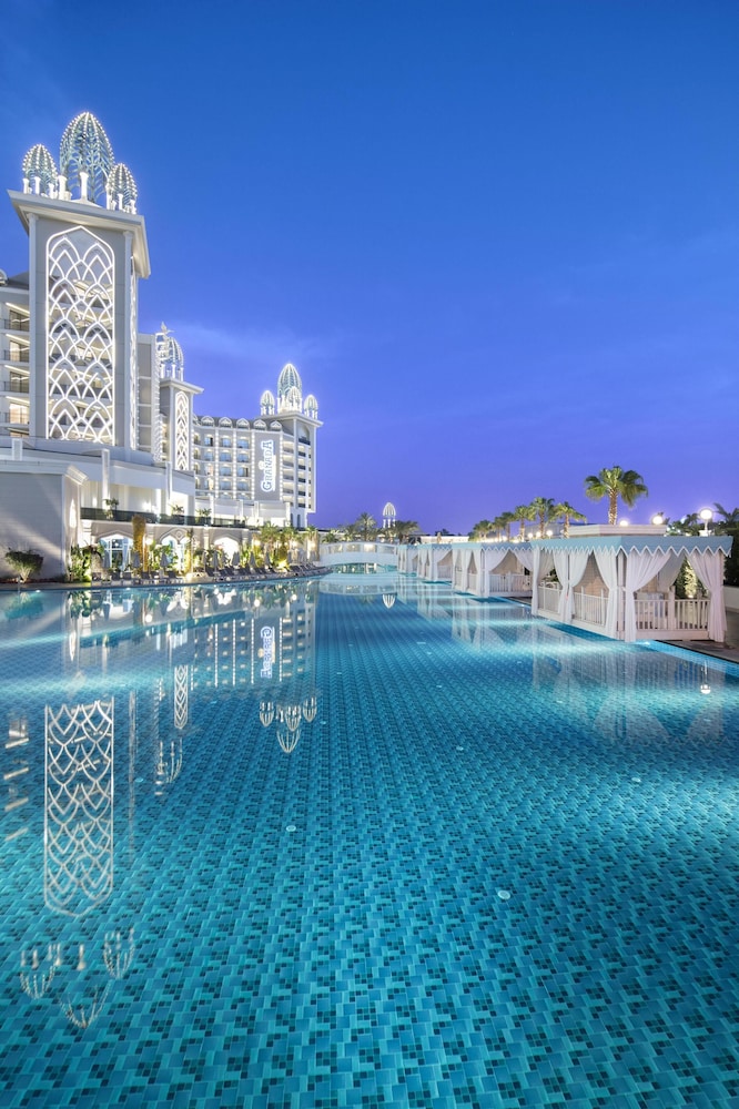 Granada Luxury Belek — Pool in Belek