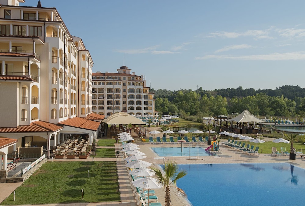 Sunrise All Suites Resort - All Inclusive — Swimming pool in Obzor, Burgas Region