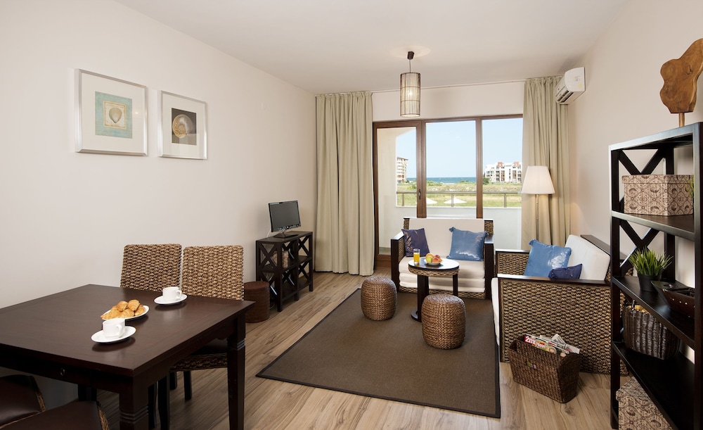 Sunrise All Suites Resort - All Inclusive — Hotel rooms in Obzor, Burgas Region