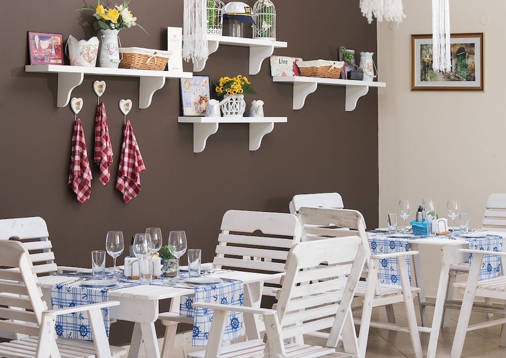 Sunrise All Suites Resort - All Inclusive — Restaurant & bars in Obzor, Burgas Region