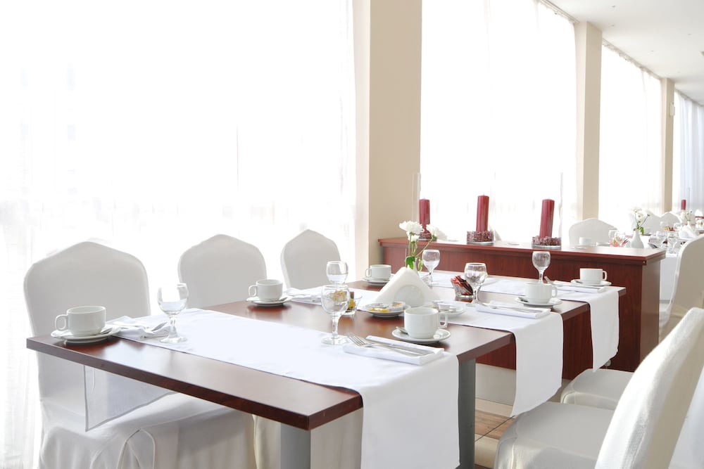 Apollo Resort — Restaurant in Golden Sands, Varna Region