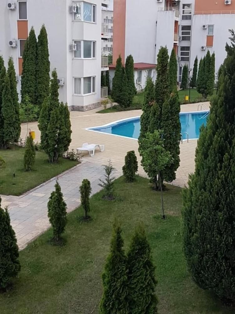 Nessebar Beach — Swimming pool in Sunny Beach, Burgas Region