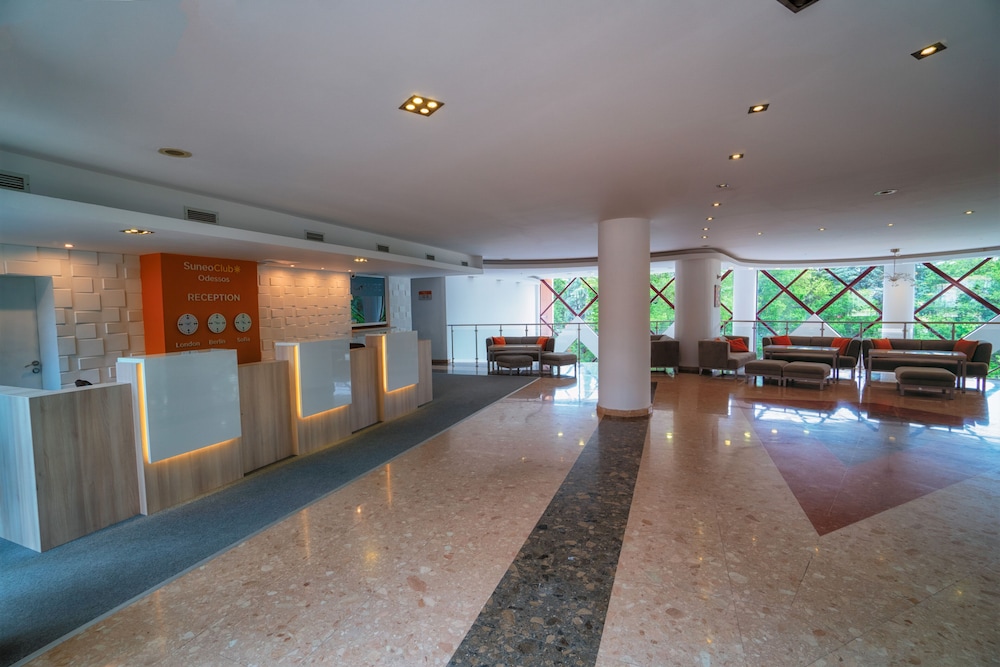 Park Hotel Odessos — Hotel building in Golden Sands, Varna Region