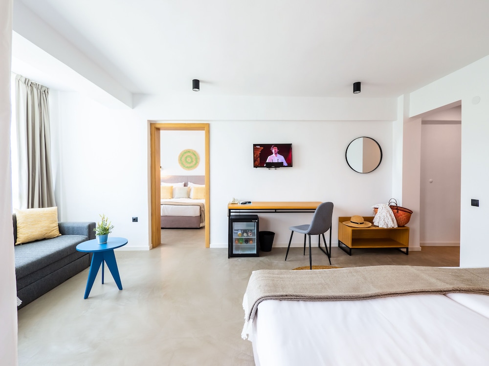 Hotel Excelsior — Hotel rooms in Golden Sands, Varna Region