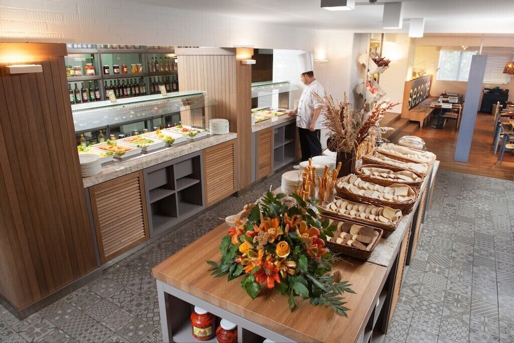Hotel Excelsior — Restaurant & bars in Golden Sands, Varna Region