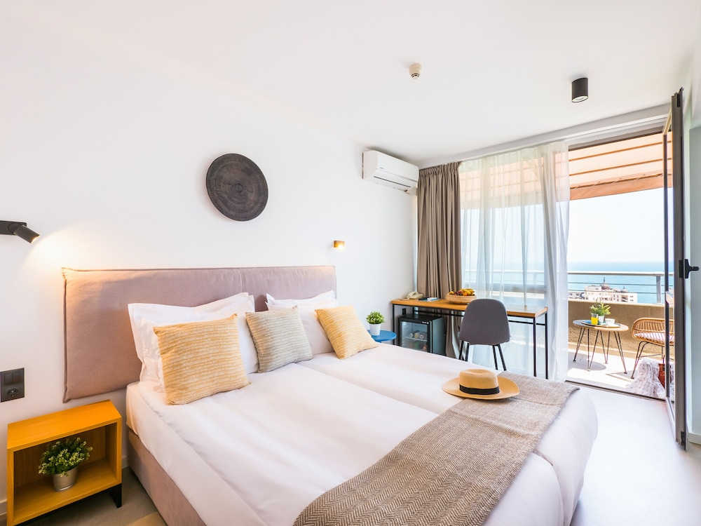 Hotel Excelsior — Hotel rooms in Golden Sands, Varna Region