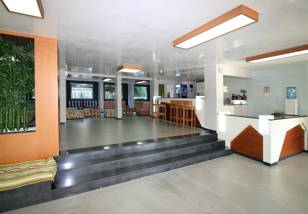 Hotel Excelsior — Restaurant & bars in Golden Sands, Varna Region